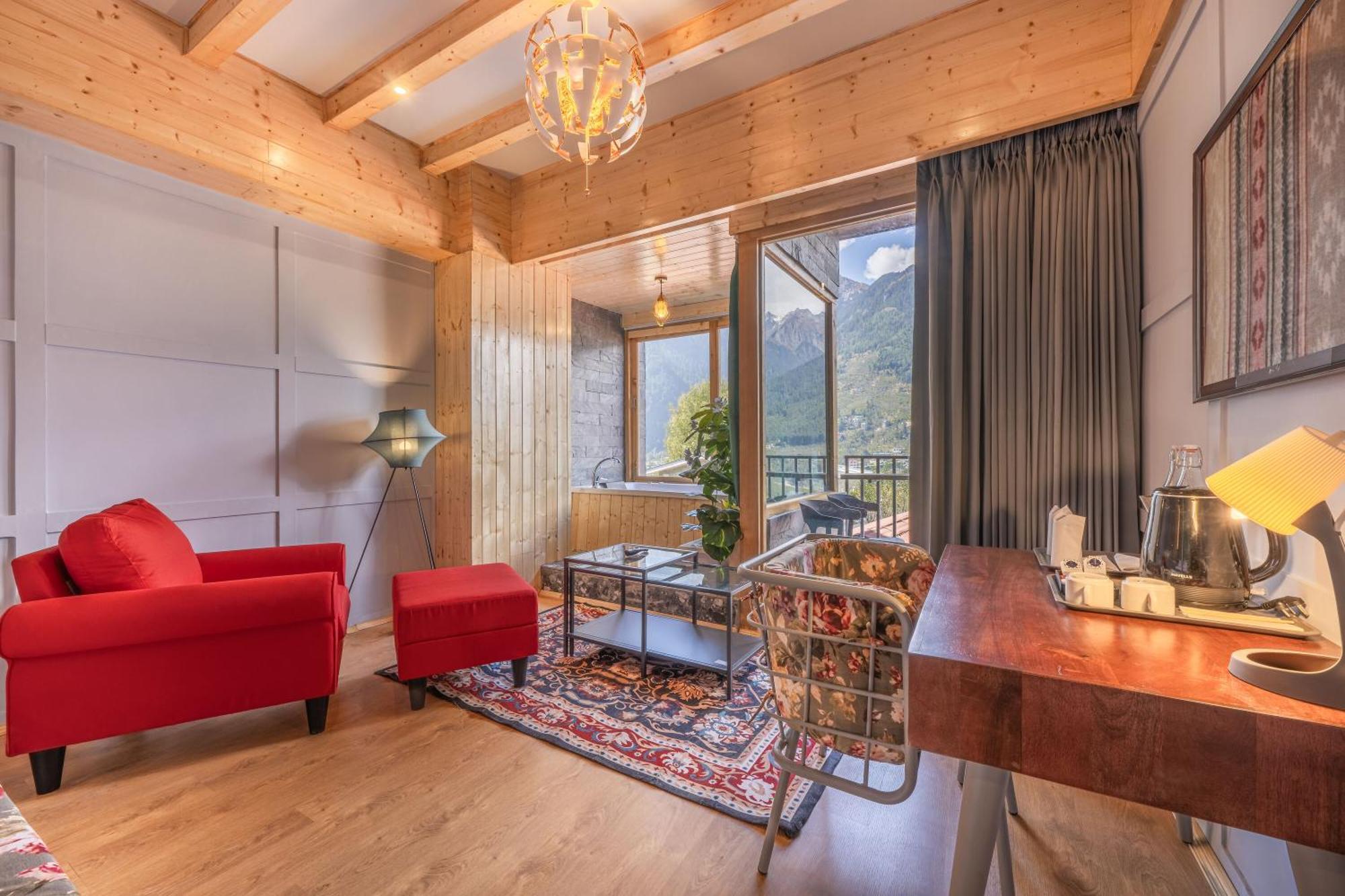 Echor Himalayan Heights Luxe Manali Hotel Buitenkant foto