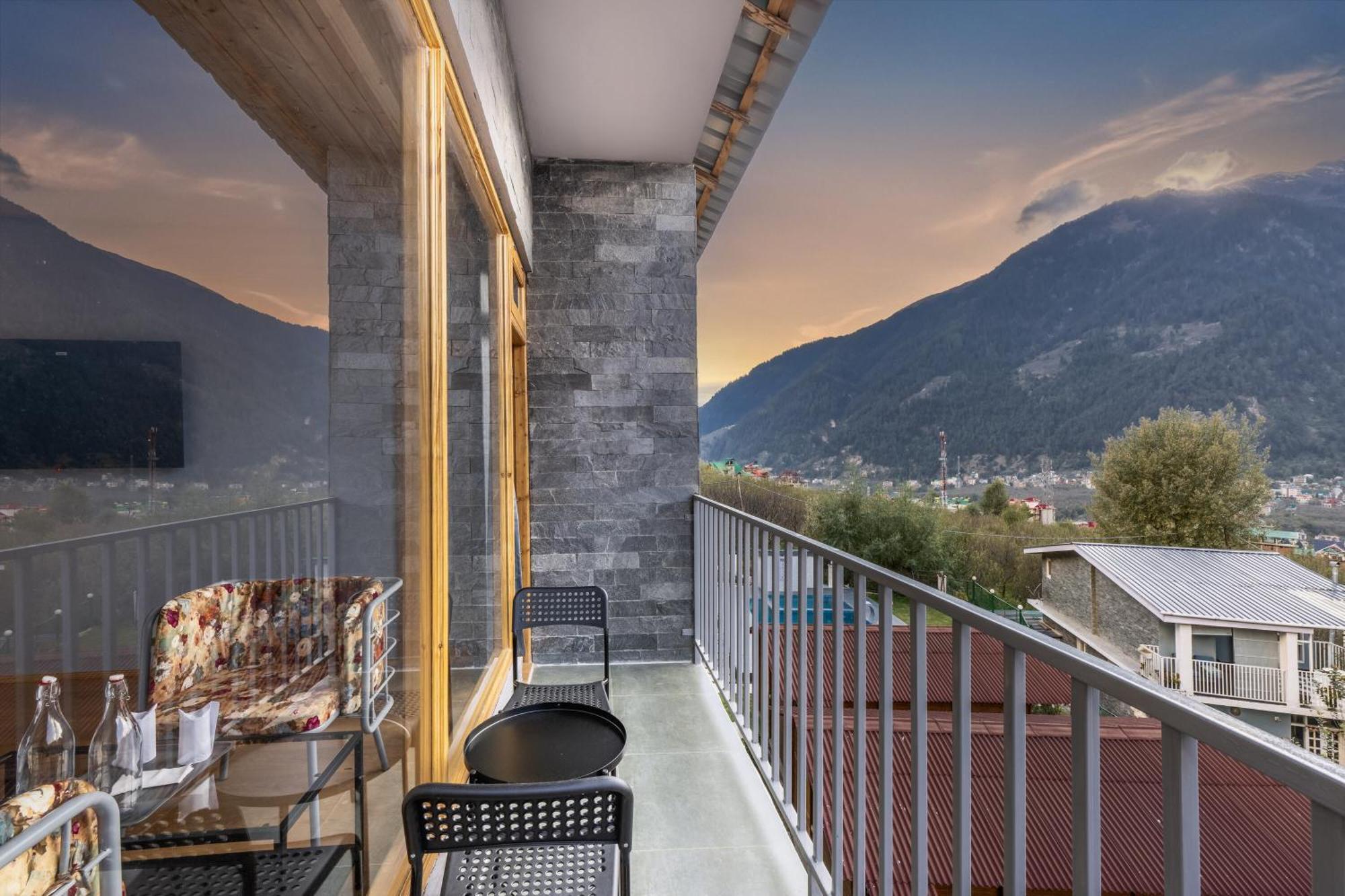Echor Himalayan Heights Luxe Manali Hotel Buitenkant foto