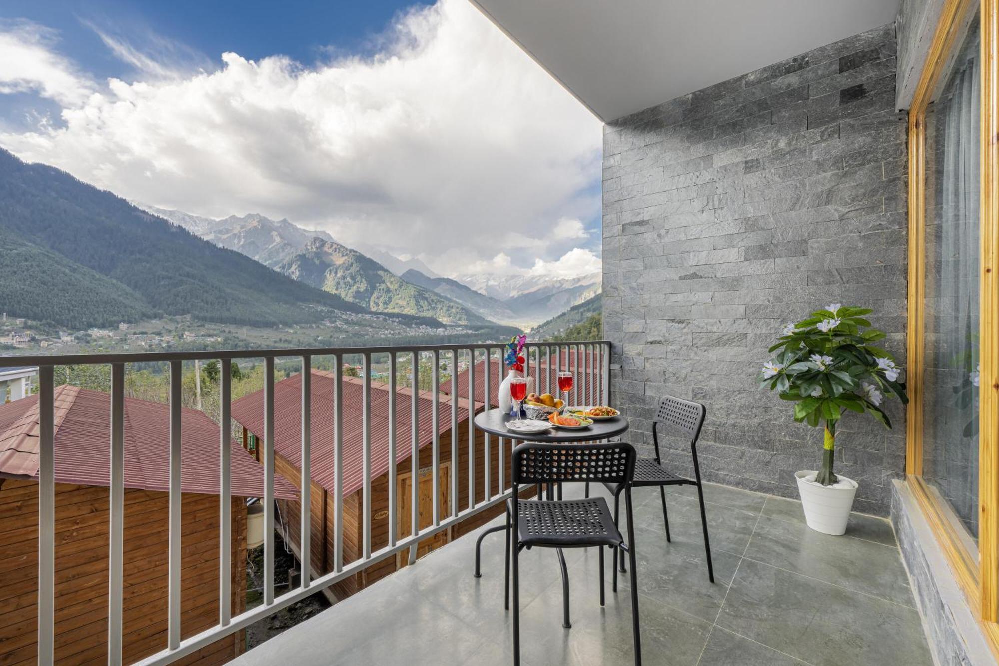 Echor Himalayan Heights Luxe Manali Hotel Buitenkant foto