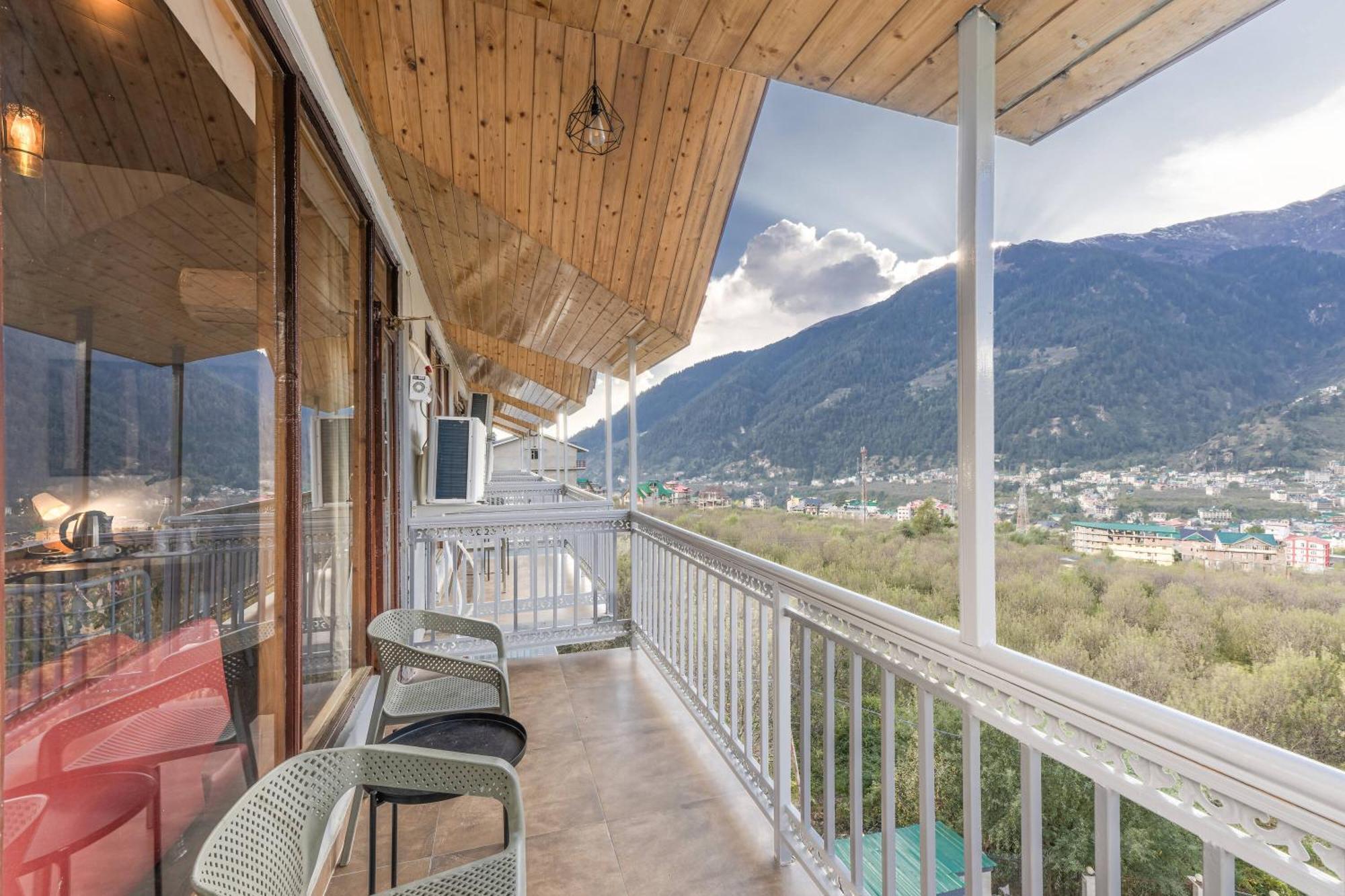 Echor Himalayan Heights Luxe Manali Hotel Buitenkant foto