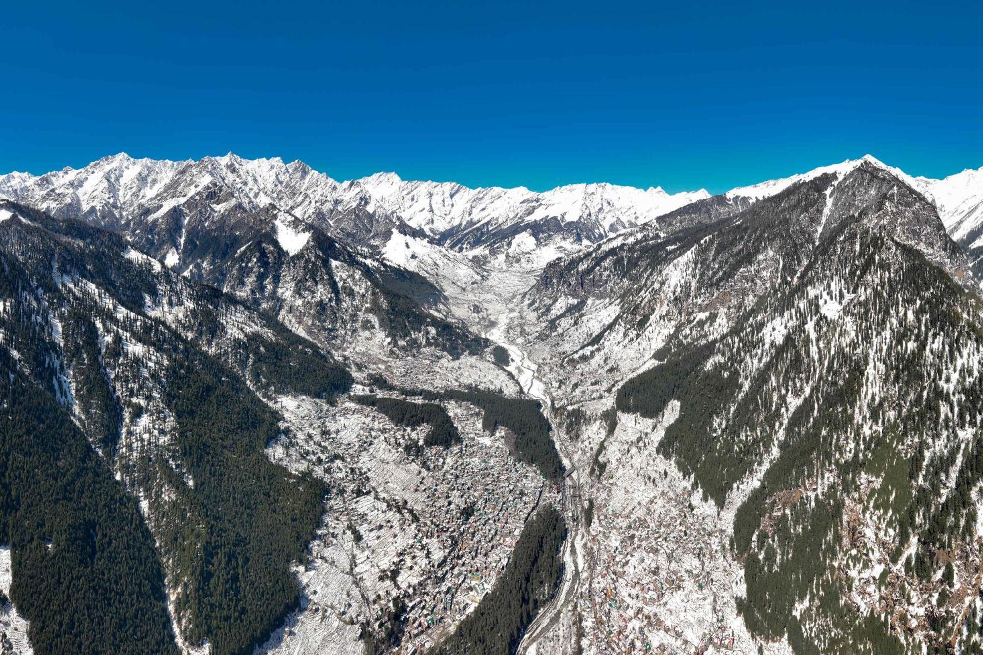 Echor Himalayan Heights Luxe Manali Hotel Buitenkant foto