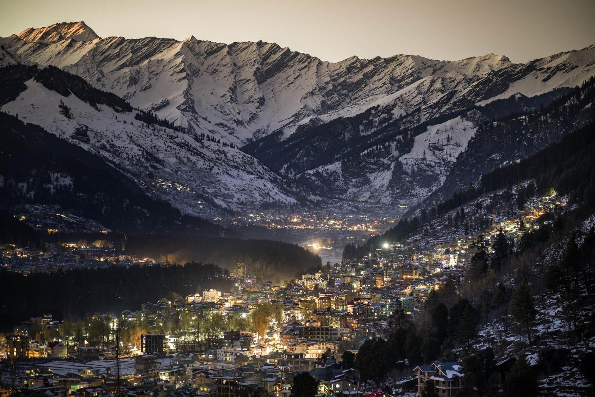 Echor Himalayan Heights Luxe Manali Hotel Buitenkant foto